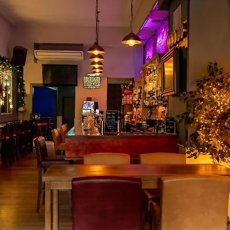 Bru Bar & Auberge de jeunesse