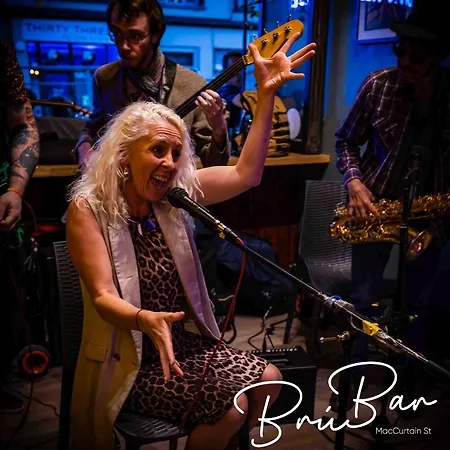 Bru Bar & * Cork