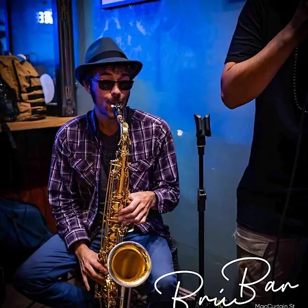 Bru Bar &